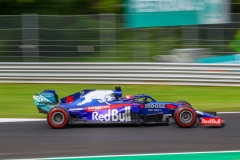 Daniil Kvyat (RUS) Scuderia Toro Rosso STR14