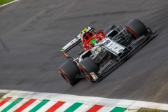 Antonio Giovinazzi (ITA) Alfa Romeo Racing C38