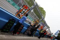 pit-wall.jpg_race