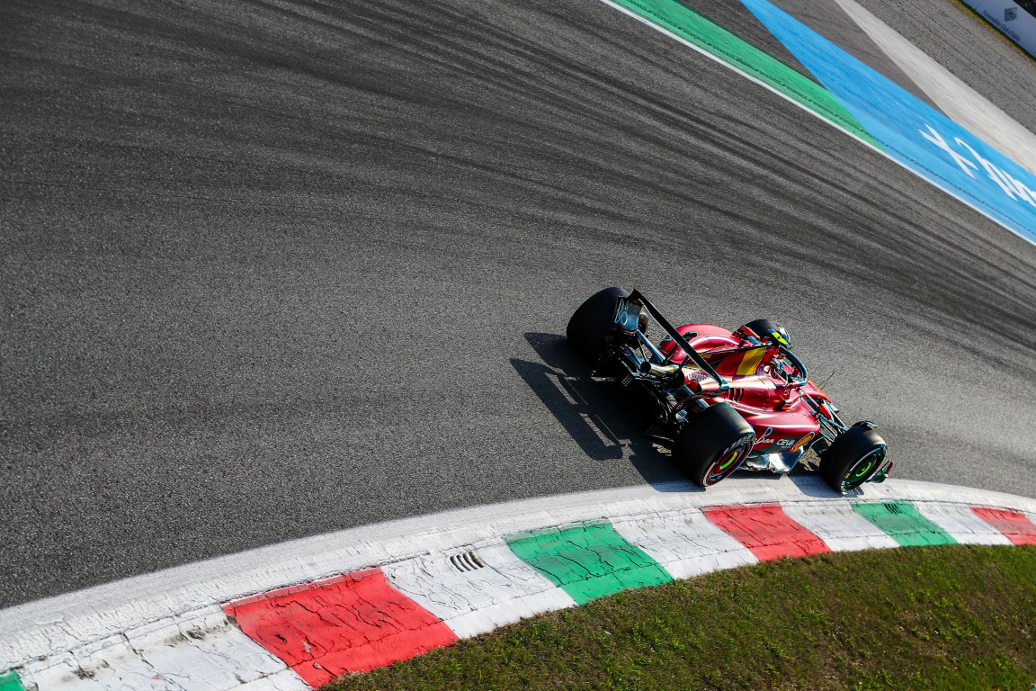 Carlos Sainz (SPA) Ferrari SF-23